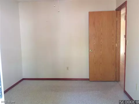 817 Kickapoo Ave, Akron, OH 44305 photo 13