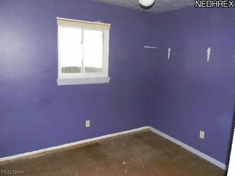 632 Delaware Ave, Elyria, OH 44035 photo 6