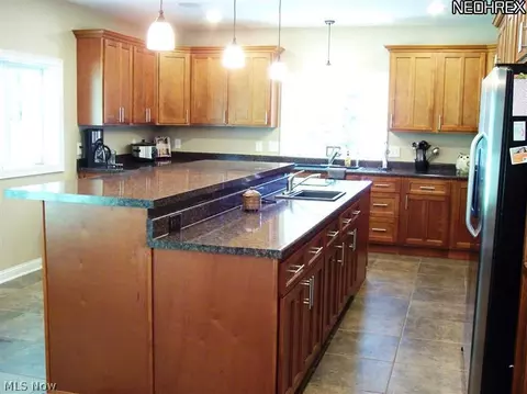 290 Jackson Rd, Aurora, OH 44202 photo 5