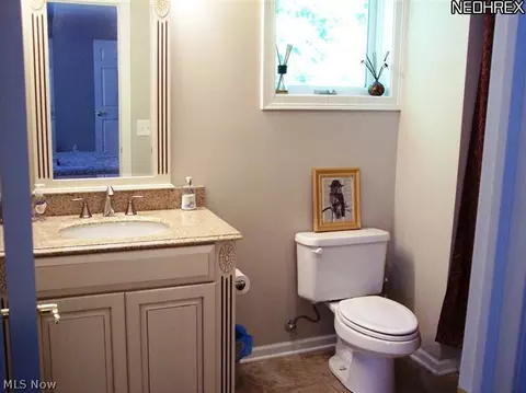290 Jackson Rd, Aurora, OH 44202 photo 17