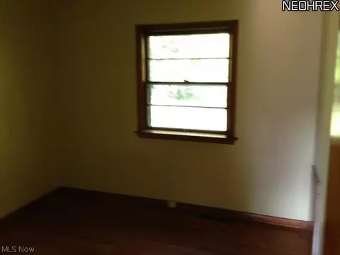 1402 Gladding Ave, Ashtabula, OH 44004 photo 6