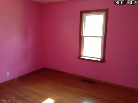 1402 Gladding Ave, Ashtabula, OH 44004 photo 8