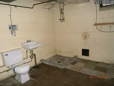290 E 276th St, Euclid, OH 44132 photo 19