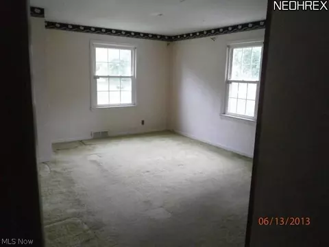 290 E 276th St, Euclid, OH 44132 photo 9