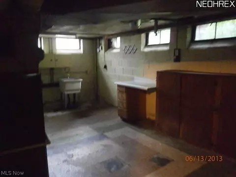 290 E 276th St, Euclid, OH 44132 photo 18