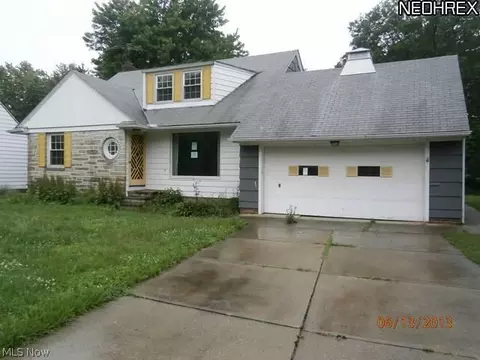 290 E 276th St, Euclid, OH 44132 photo 1