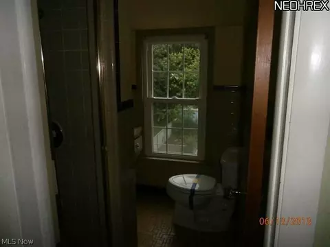 290 E 276th St, Euclid, OH 44132 photo 15