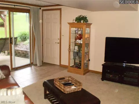 4012 Denise Dr, Ashtabula, OH 44004 photo 8