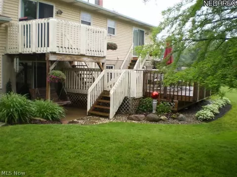 4012 Denise Dr, Ashtabula, OH 44004 photo 2
