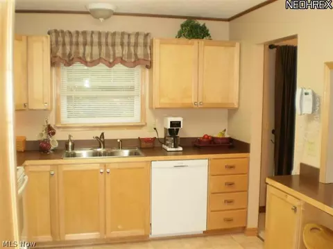 4012 Denise Dr, Ashtabula, OH 44004 photo 6