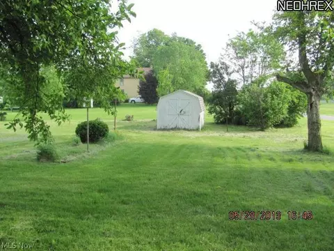 4813 Doylestown Rd, Creston, OH 44217 photo 3