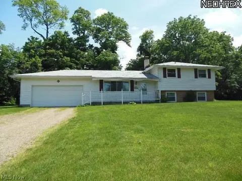2586 Riverside Dr, Painesville, OH 44077 photo 1