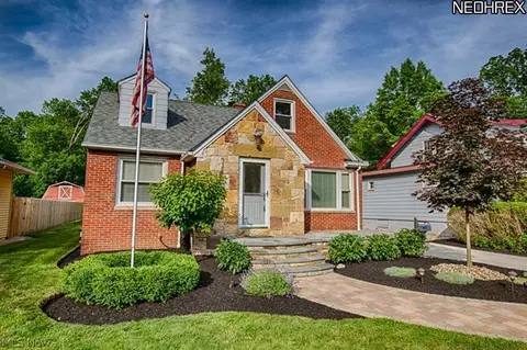 831 Lloyd Rd, Wickliffe, OH 44092 photo 1