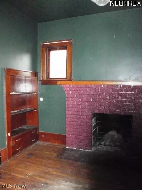 409 Park Ave, Elyria, OH 44035 photo 4