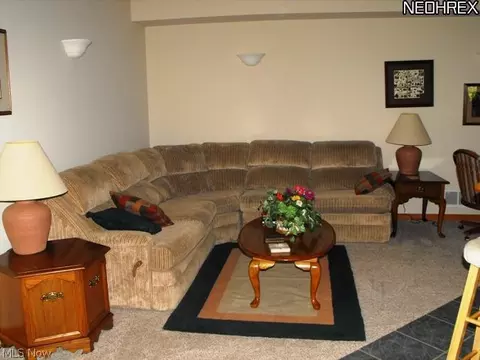 1410 Rustic Bridge Dr, Kent, OH 44240 photo 16