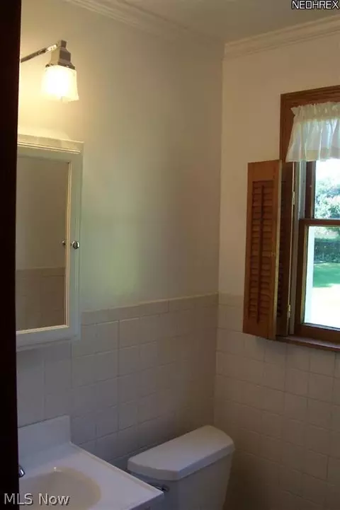 1389 Doncaster Dr, Youngstown, OH 44511 photo 11