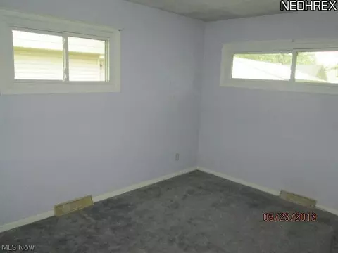 135 Preston, Elyria, OH 44035 photo 9