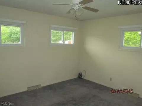 135 Preston, Elyria, OH 44035 photo 10