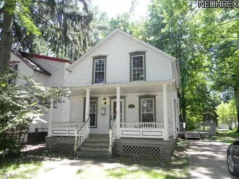 324 8th St, Elyria, OH 44035 photo 1