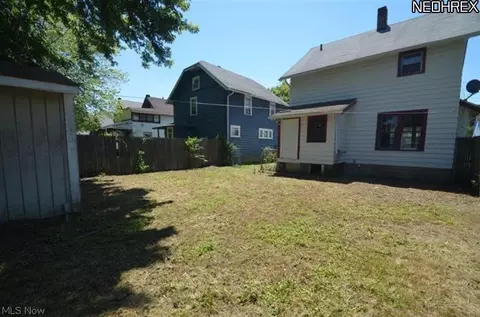 1653 W 4th St, Ashtabula, OH 44004 photo 3