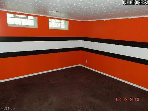 400 E 328th St, Willowick, OH 44095 photo 3