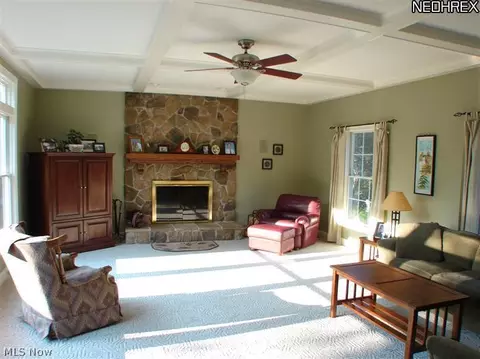 12090 Pheasant Ct, Munson, OH 44024 photo 7