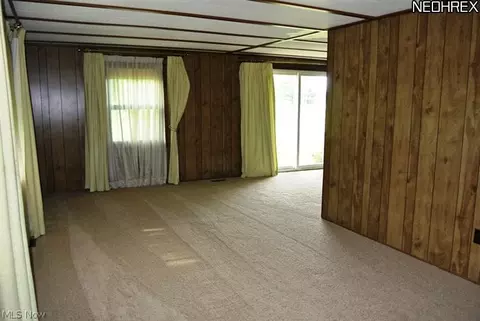 375 Stable Dr, Lagrange, OH 44050 photo 11