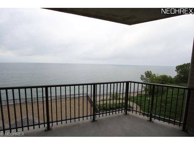 9316 Larimar Dr, Eastlake, OH 44095 photo 1
