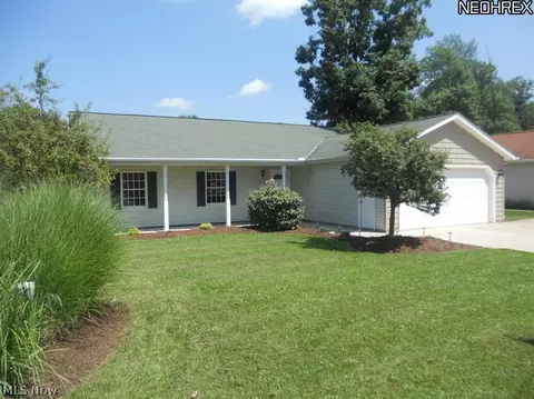 230 Forest Park Dr, Lagrange, OH 44050 photo 1