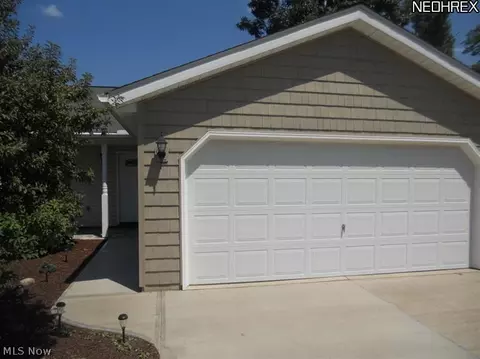 230 Forest Park Dr, Lagrange, OH 44050 photo 2