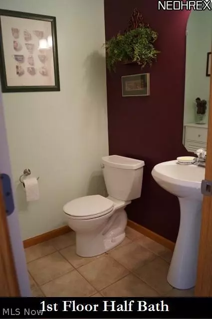 228 Baker St, Berea, OH 44017 photo 8