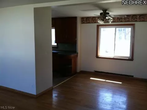 2002 W 16th St, Ashtabula, OH 44004 photo 5