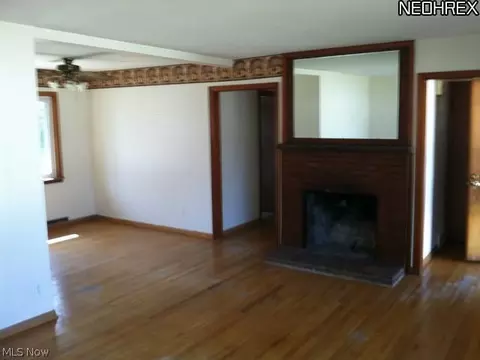 2002 W 16th St, Ashtabula, OH 44004 photo 6