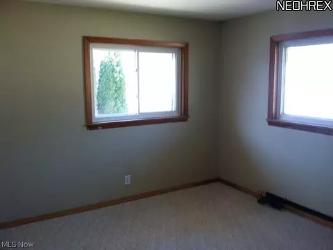 2002 W 16th St, Ashtabula, OH 44004 photo 12