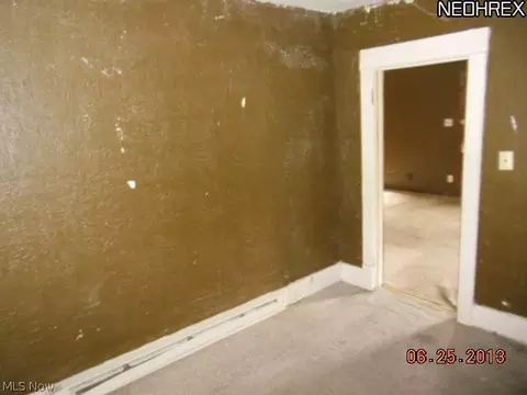 4870 Elyria Ave, Lorain, OH 44055 photo 9