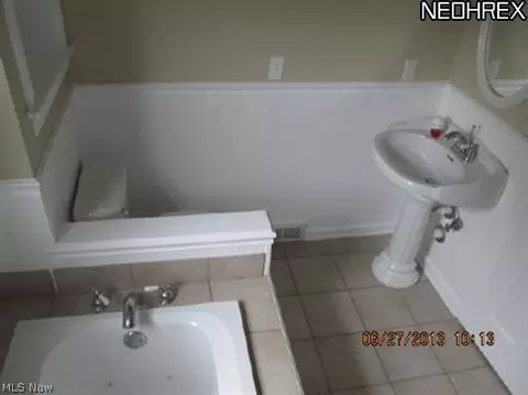 9 Mapleton Ave, Bedford, OH 44146 photo 9