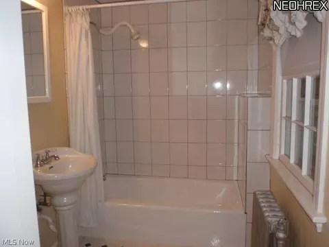 300 Overbrook Rd, Elyria, OH 44035 photo 14