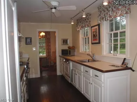 300 Overbrook Rd, Elyria, OH 44035 photo 10