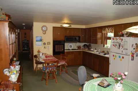 508 Mcdowell Ave, Minerva, OH 44657 photo 3