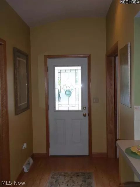 223 Pinehurst Rd, Munroe Falls, OH 44262 photo 8