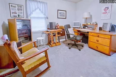 920 E 224th St, Euclid, OH 44123 photo 5