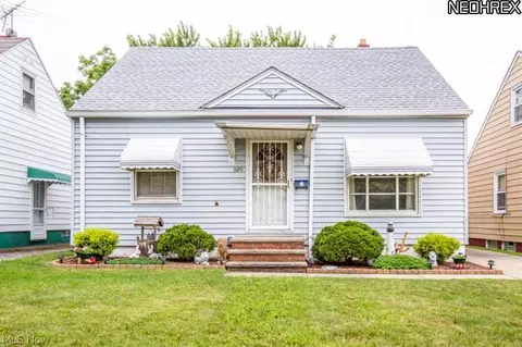 920 E 224th St, Euclid, OH 44123 photo 11