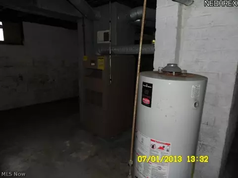 2704 11th St, Canton, OH 44708 photo 8