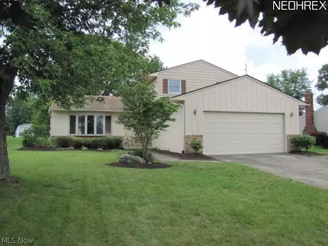 347 Crestview Dr, Elyria, OH 44035 photo 23