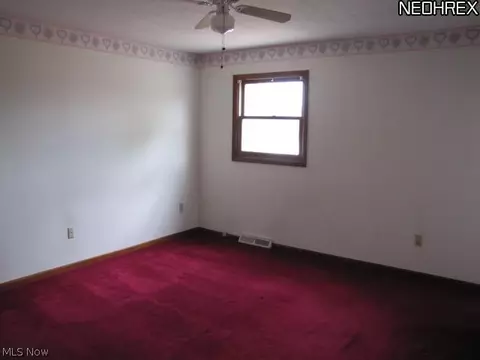 347 Crestview Dr, Elyria, OH 44035 photo 14