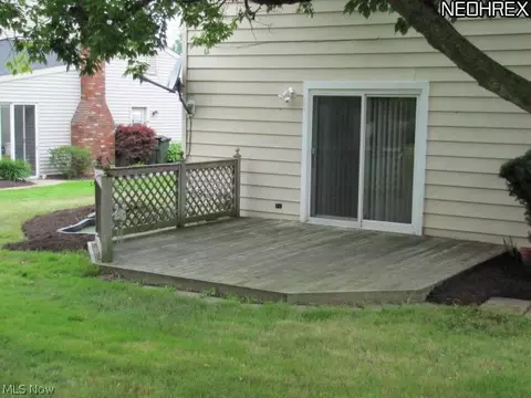 347 Crestview Dr, Elyria, OH 44035 photo 19