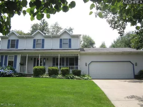 95 Cheltenham Ln, Munroe Falls, OH 44262 photo 1