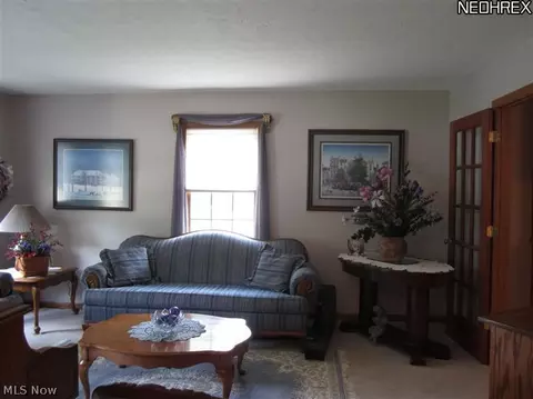 95 Cheltenham Ln, Munroe Falls, OH 44262 photo 7