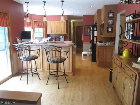 95 Cheltenham Ln, Munroe Falls, OH 44262 photo 5
