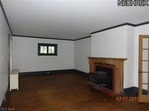 248 6th St, Elyria, OH 44035 photo 5